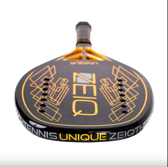 Raquete de Beach Tennis Unique Zeiq Black - 2025 – Carbono 18k + Camiseta Exclusiva Zeiq